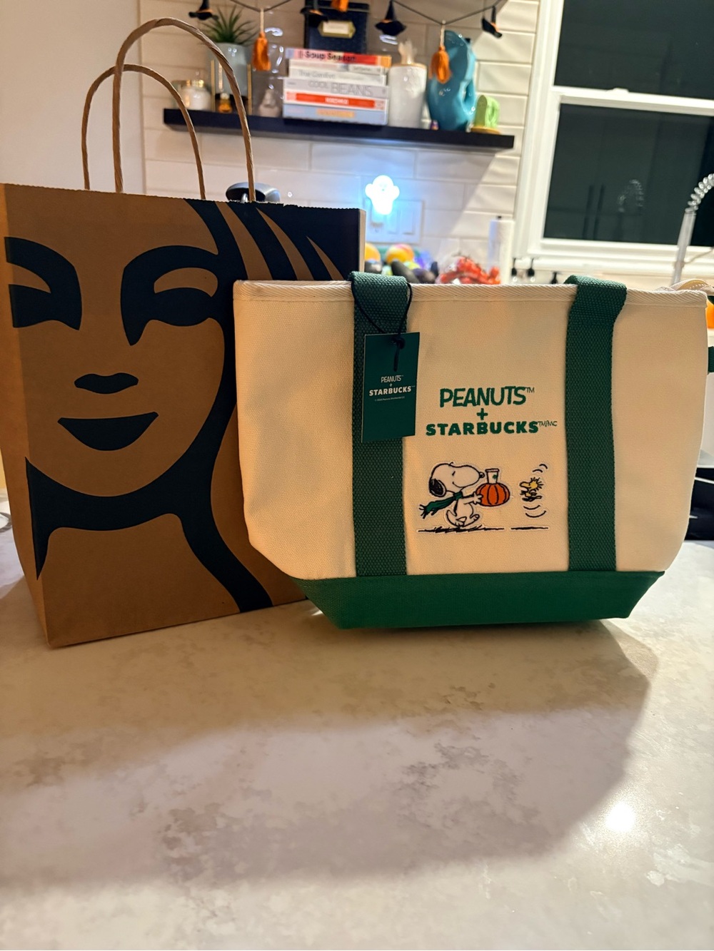 Peanuts x Starbucks Canvas Tote Bag - Green & Cream limited edition collectors